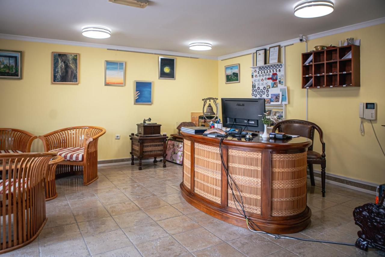 ApartHotel Villa Lav Nova Pec Esterno foto